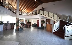 Lvg Hotel Collection Riz