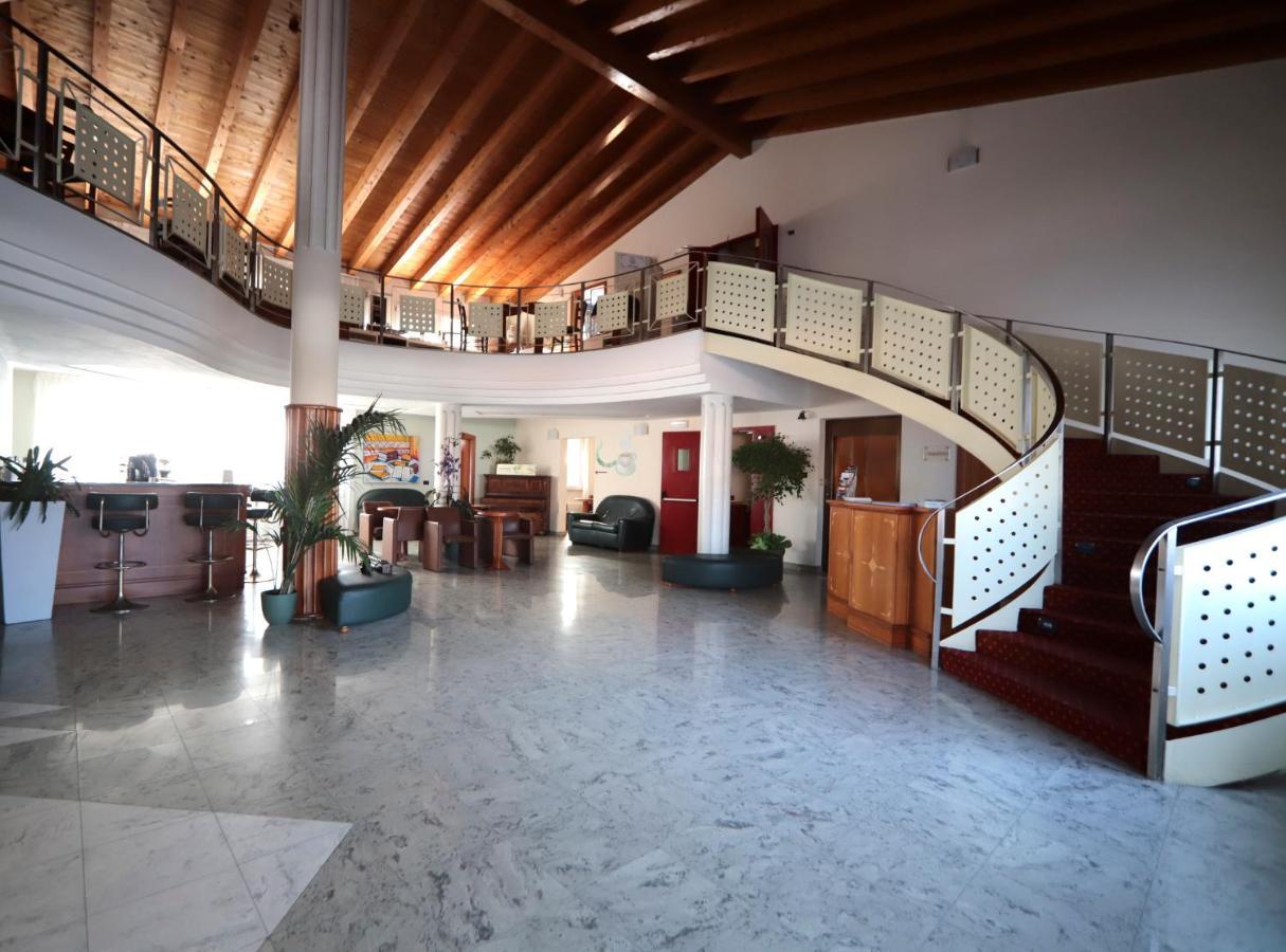 Hotel Riz B.B San Genesio ed Uniti Esterno foto