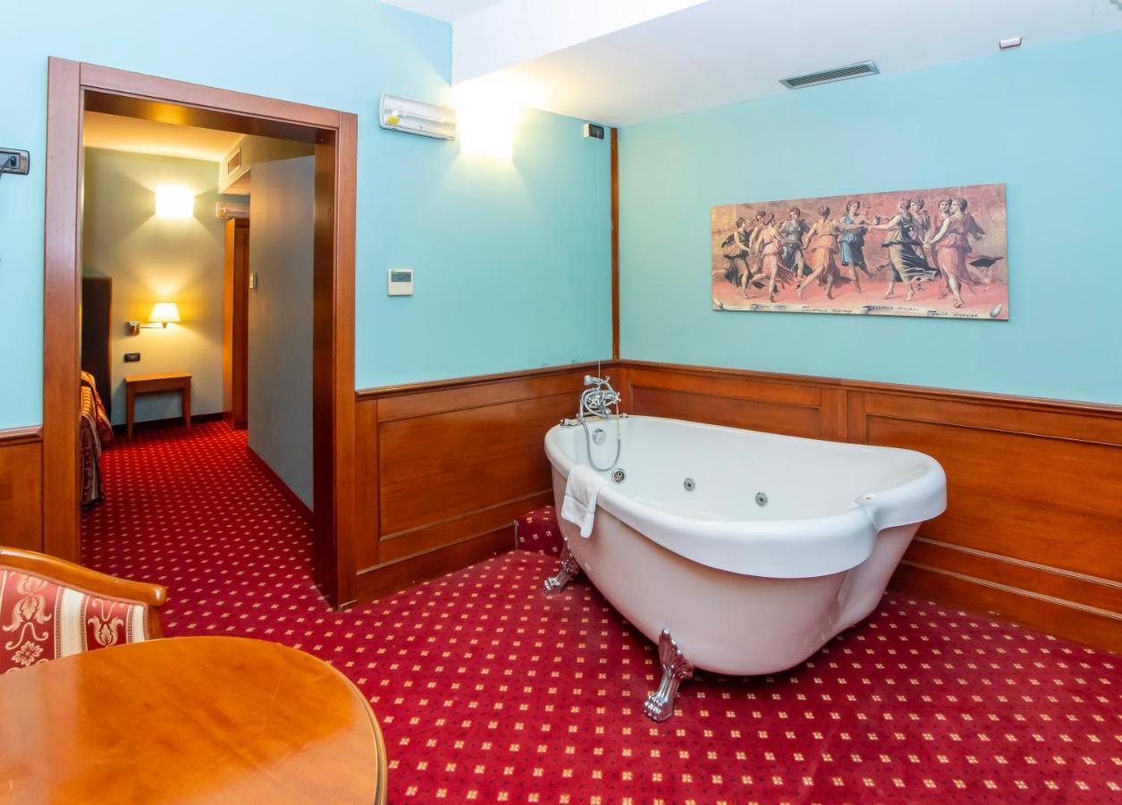 Hotel Riz B.B San Genesio ed Uniti Esterno foto