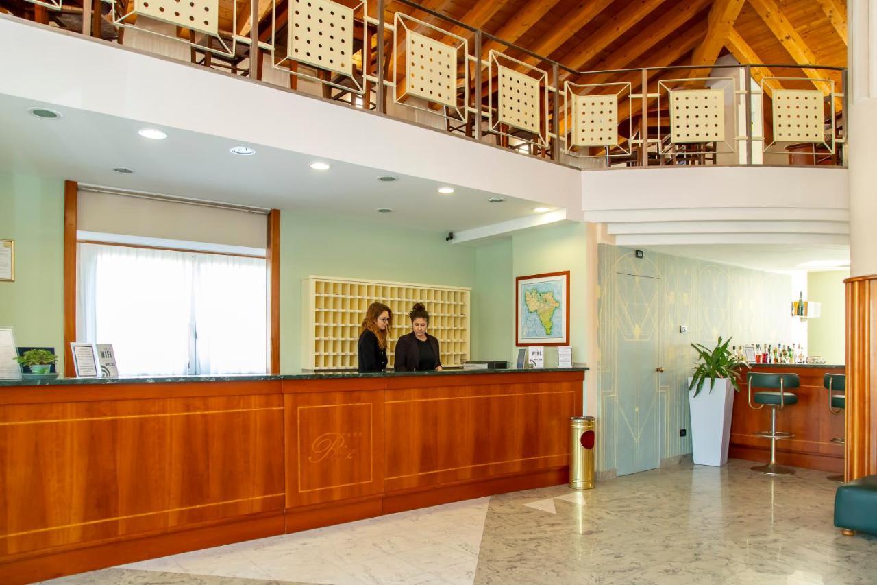Hotel Riz B.B San Genesio ed Uniti Esterno foto