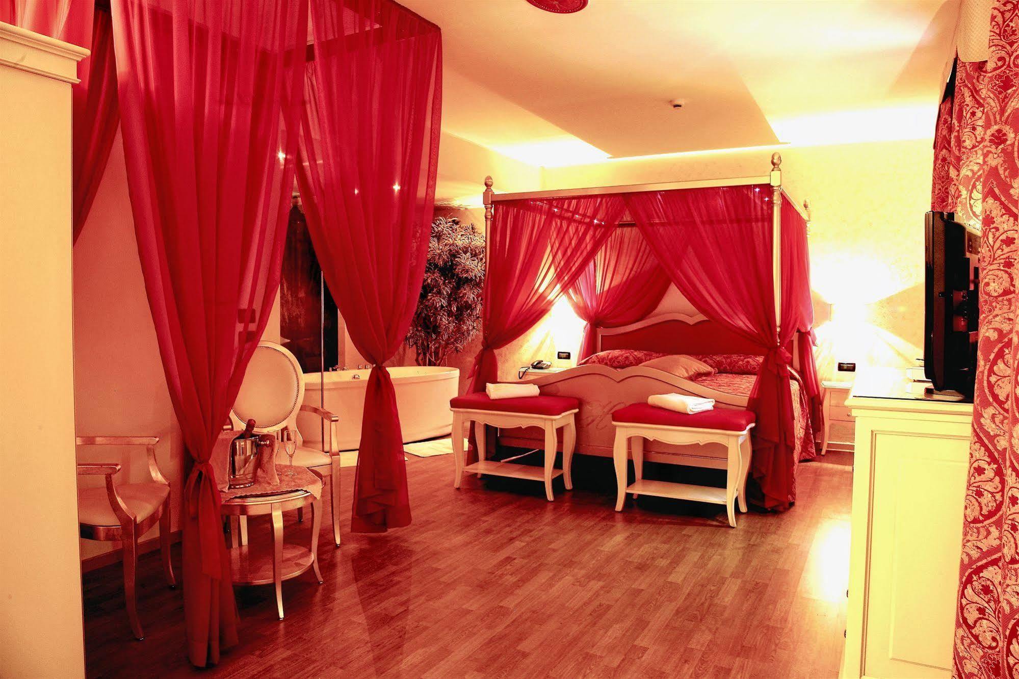 Hotel Riz B.B San Genesio ed Uniti Esterno foto