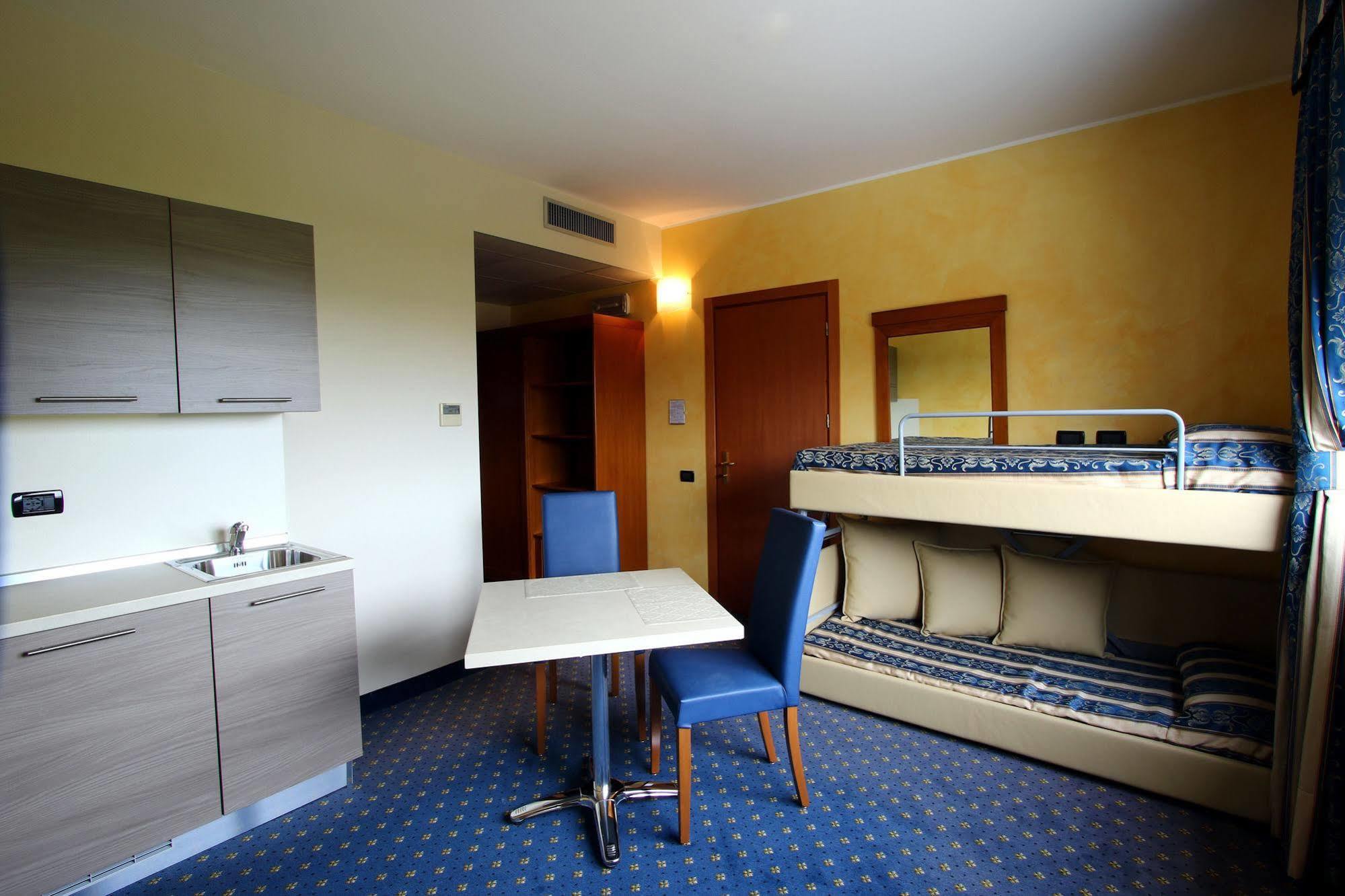 Hotel Riz B.B San Genesio ed Uniti Esterno foto